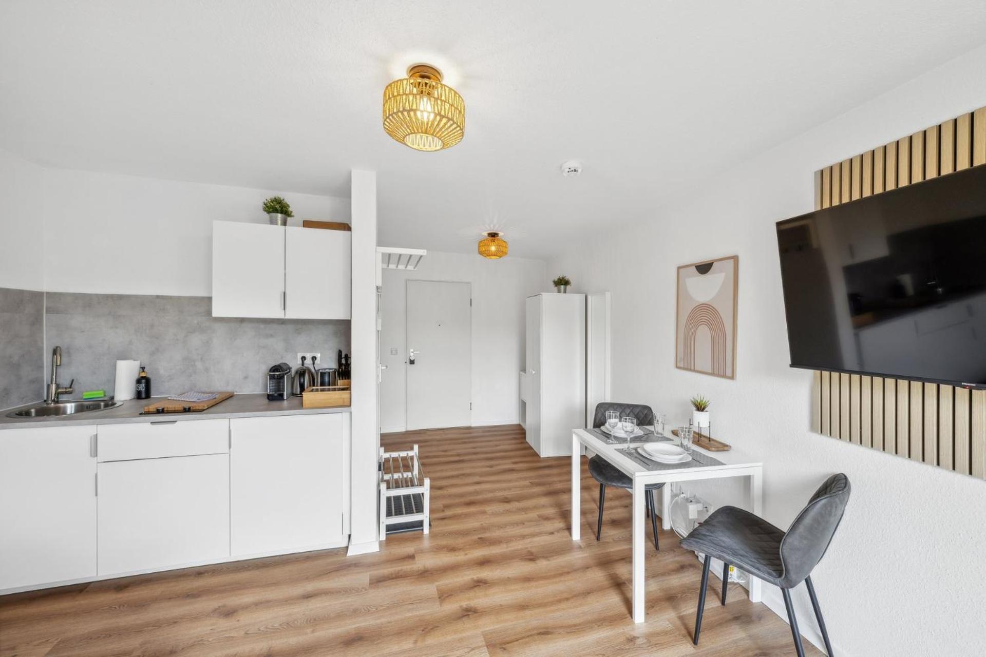 Andriss - Study & Work Apartments - Wifi - Kitchen Kaiserslautern Buitenkant foto